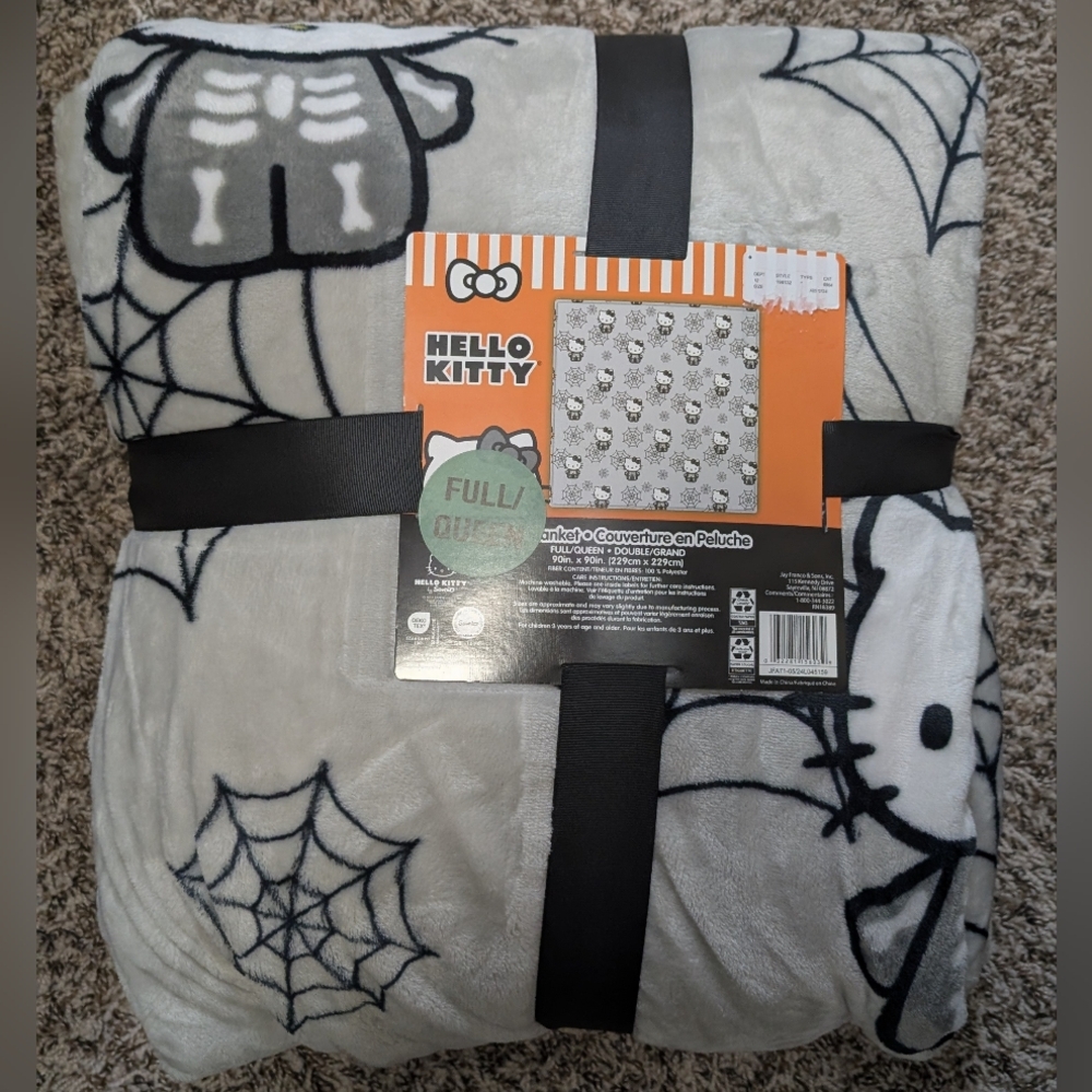 Hello Kitty Halloween Full/Queen Blanket